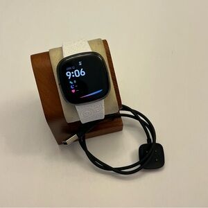 Fitbit Sense Advanced (black/white new band)